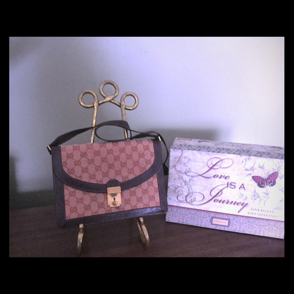 Meet your Posher, Valeria